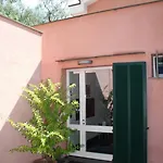 Sibilla D'oltremare - *