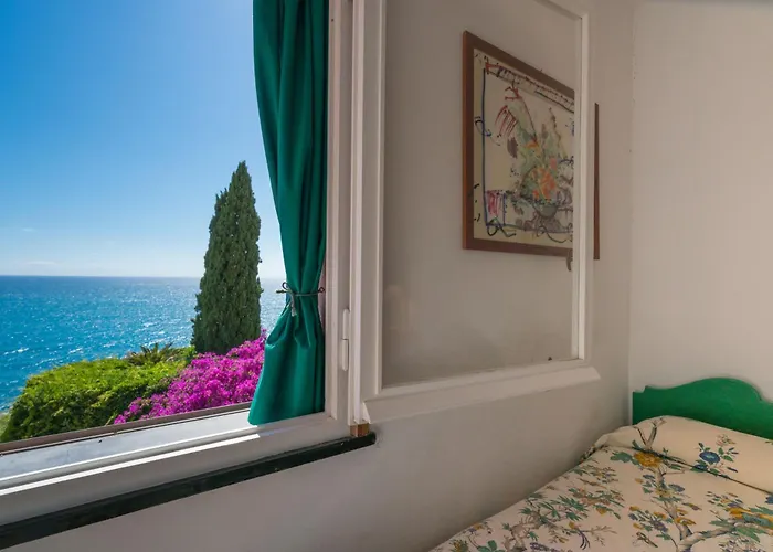 Sibilla D'oltremare - *