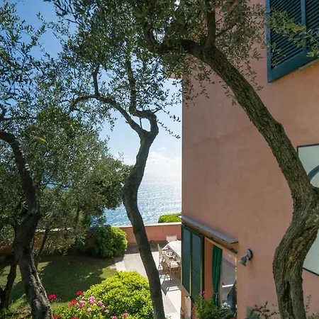 Sibilla Doltremare - Sestri Apartment *